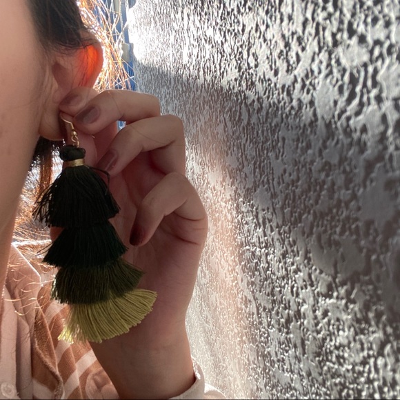 Kona” Earrings / Tassels Color Earrings - Picture 3 of 5